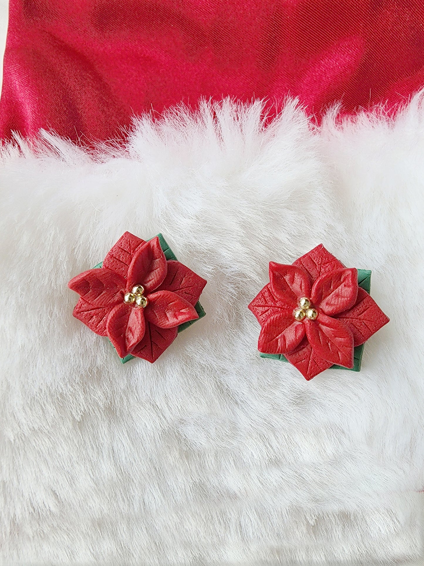 Poinsettia Studs