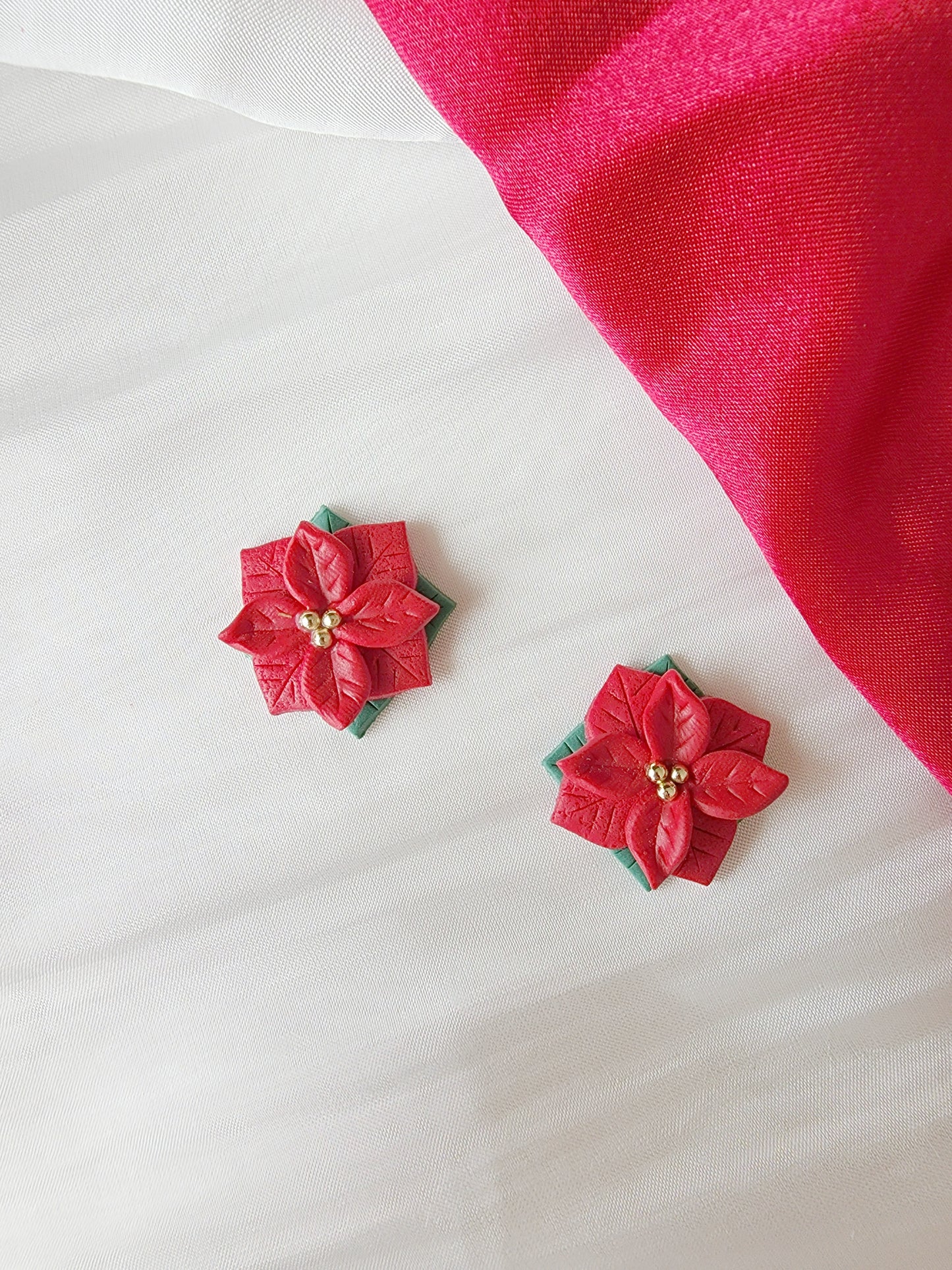 Poinsettia Studs