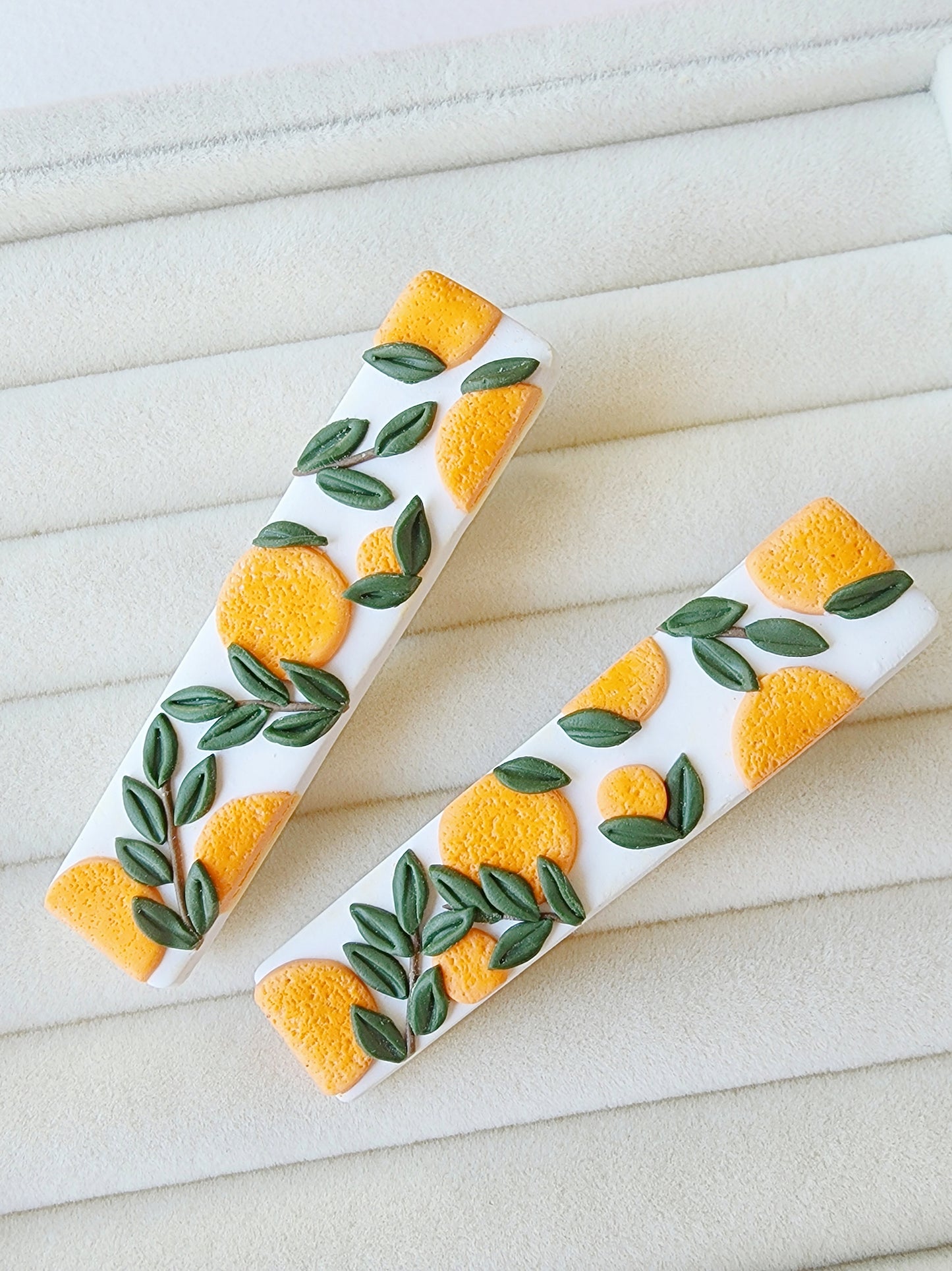 Mandarin Orange Clip