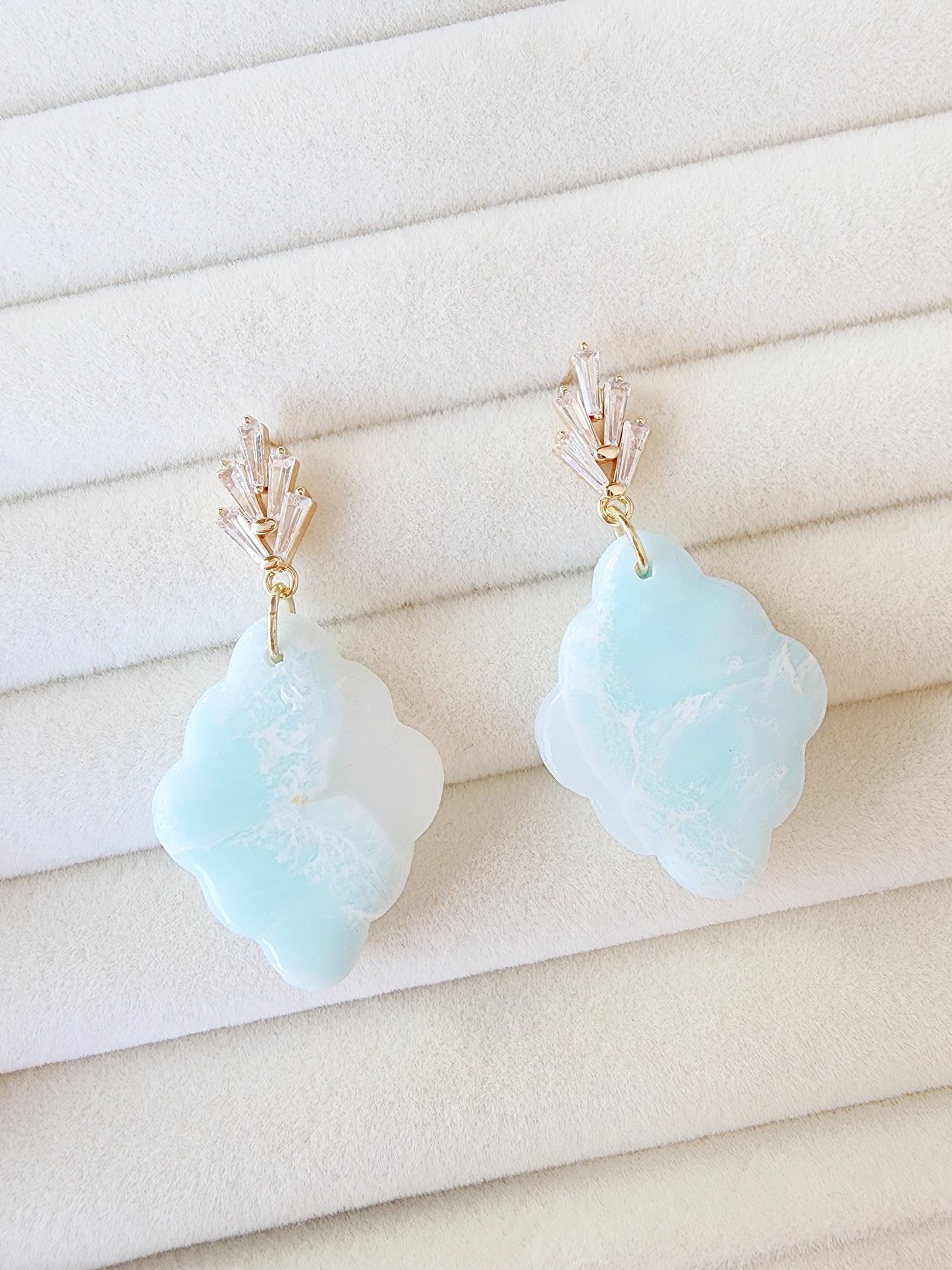 Translucent Marble Light blue