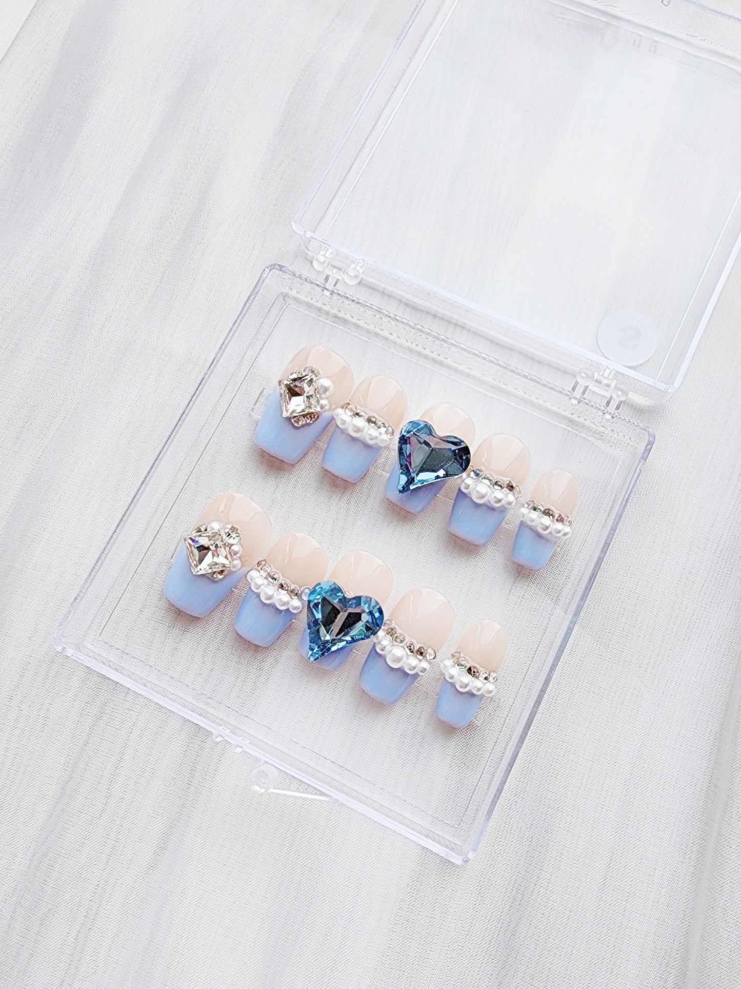 [N01] Blue with Pearl and Diamonds Press On Manicure Nails