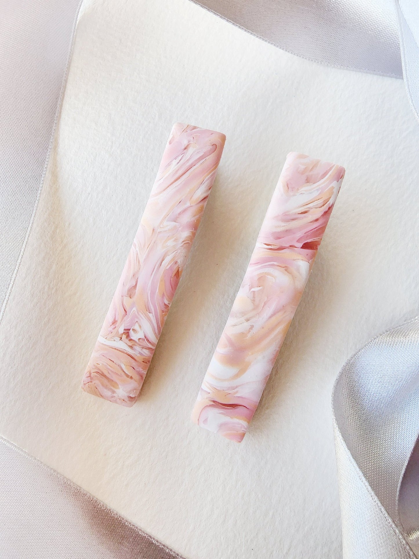 Marble Pink Clip